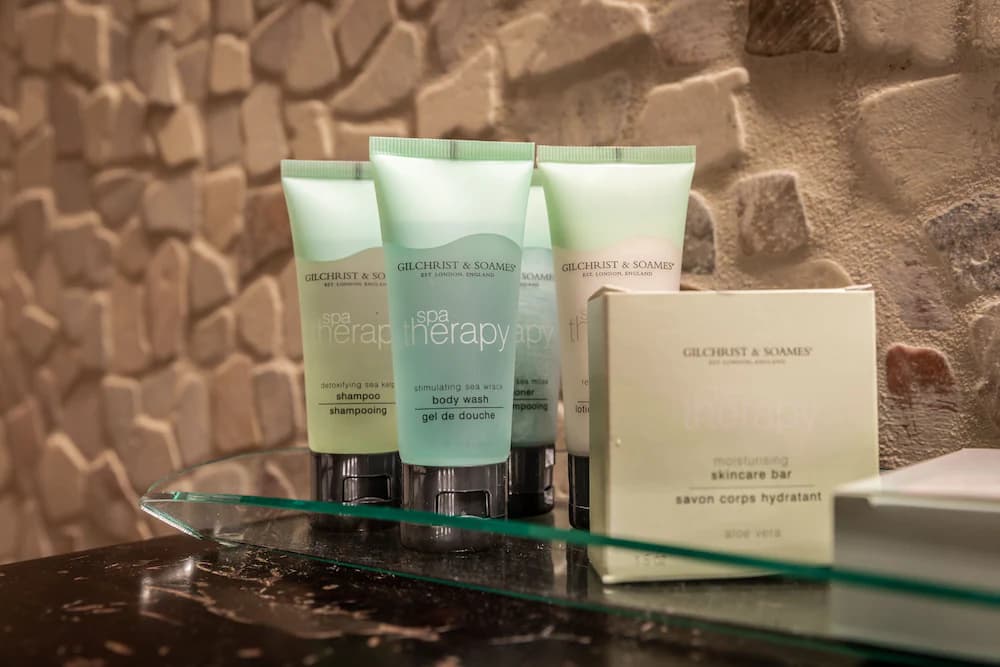 Bathroom amenities