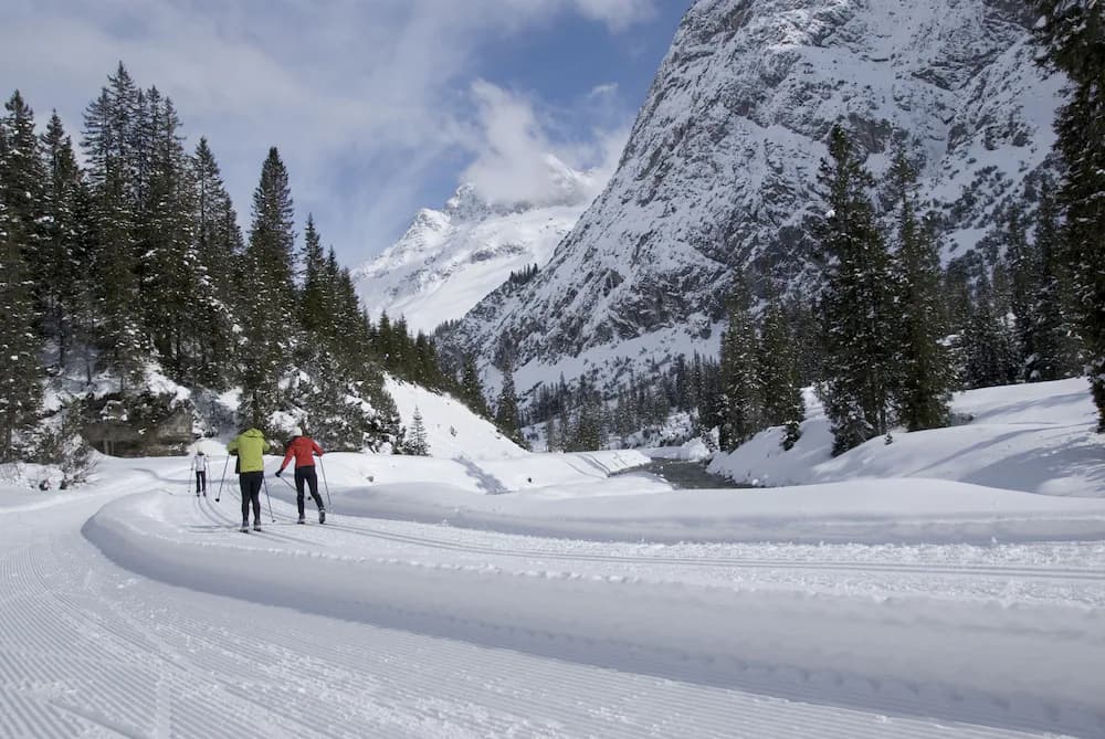 Snow and ski sports