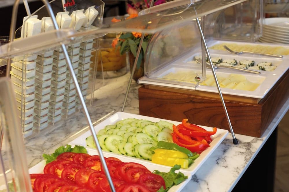 Breakfast buffet