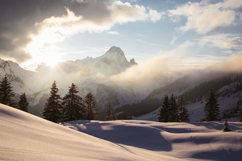 Snow and ski sports