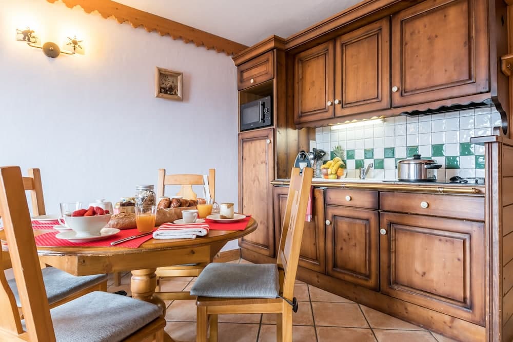 Private kitchenette