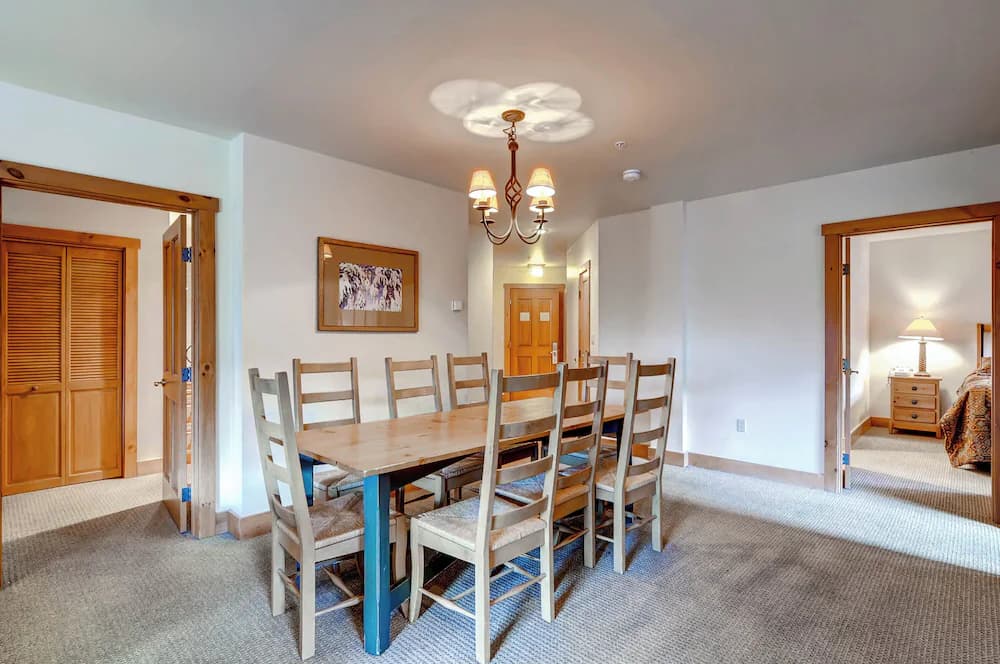 Dining room