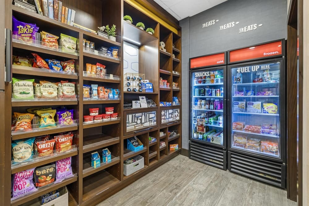 Snack bar
