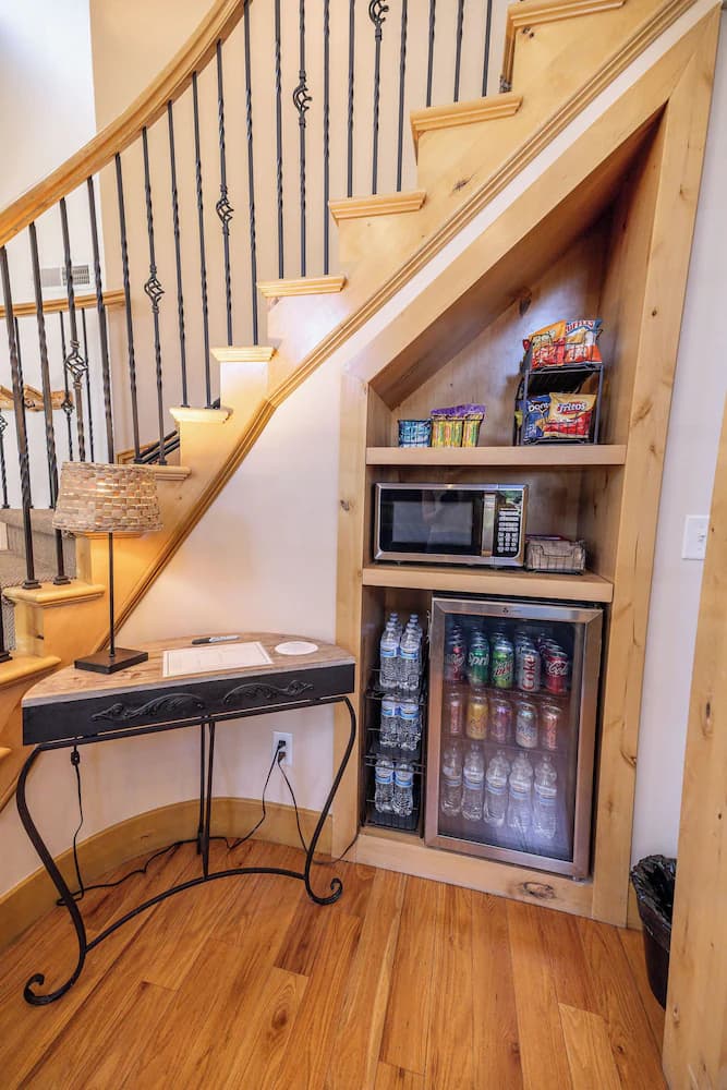 Snack bar
