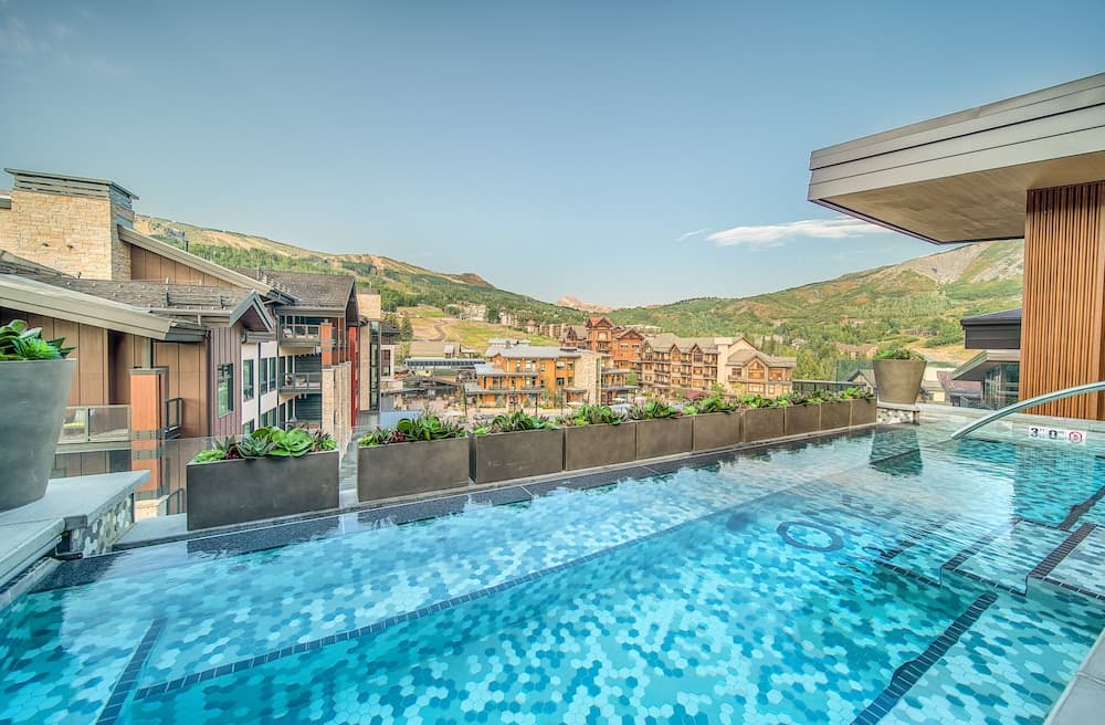 Rooftop pool