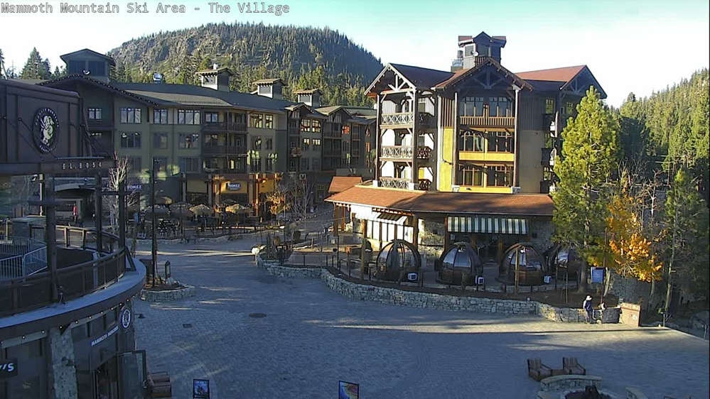 Mammoth Mountain - Village Cam Village
