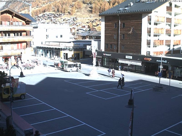 Zermatt Bahnhofsplatz
