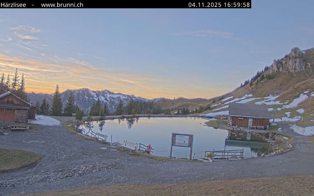 Webcam Brunni Härzlisee