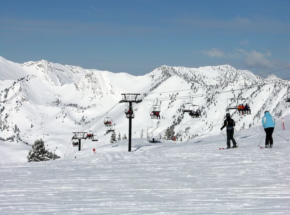 Skiing