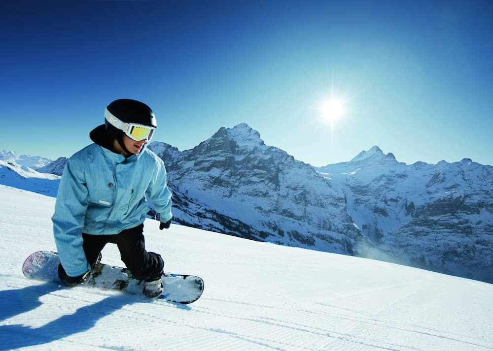 Snow and ski sports