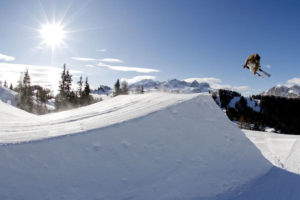 Snow and ski sports