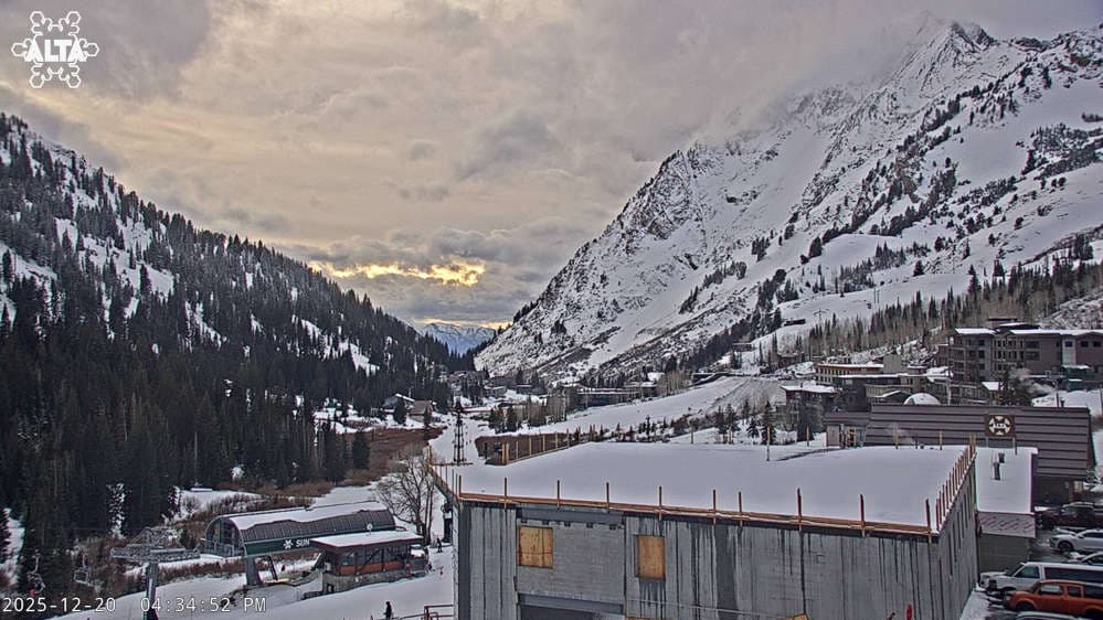 Alta Ski Area - Mount Superior Mountain webcam