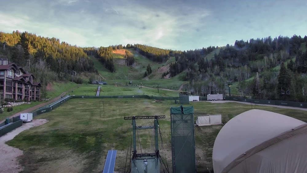 Deer Valley - Snow Park Lodge Cam