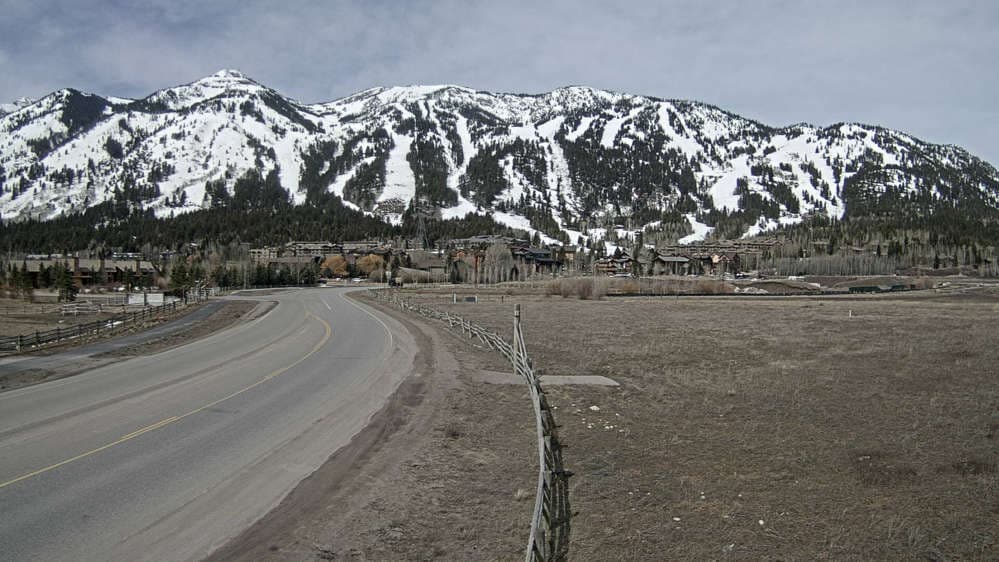 Jackson Hole - Mountain View Webcam
