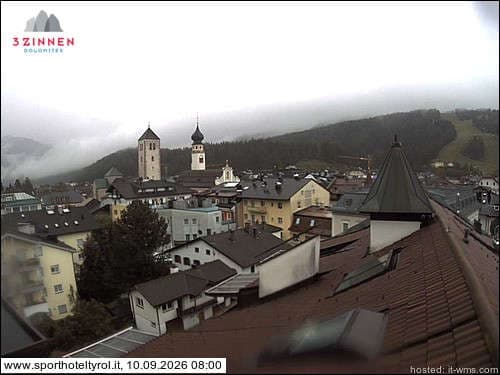 Alta Pusteria - San Candido - Vista sulla Parrocchiale di San Michele