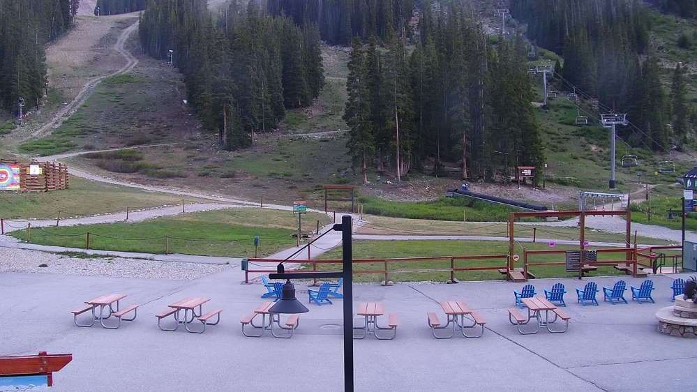 Arapahoe Basin Ski Area - Mountain Goat Plaza / Base Area