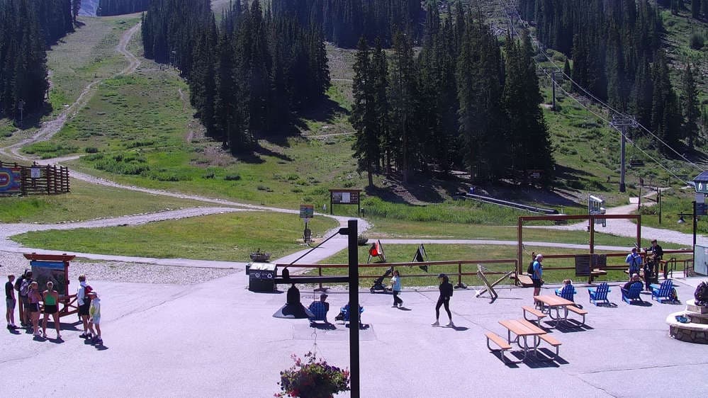 Arapahoe Basin Ski Area - Mountain Goat Plaza / Base Area