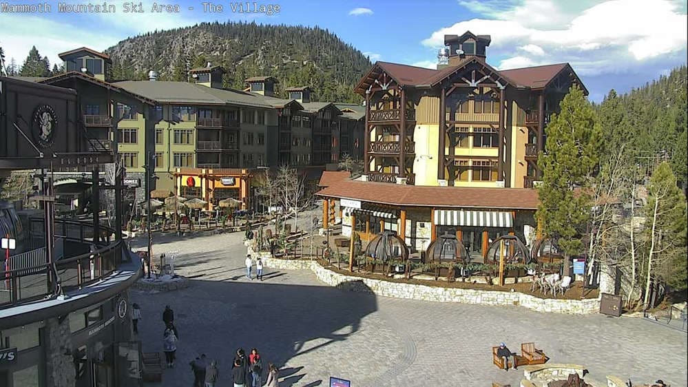 Mammoth Mountain - Village Cam Village
