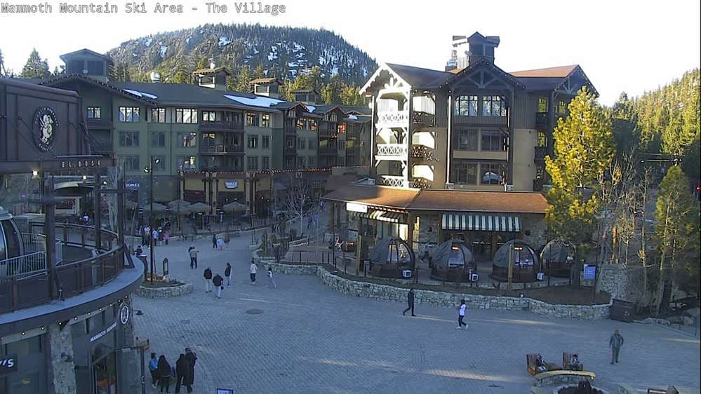 Mammoth Mountain - Village Cam Village