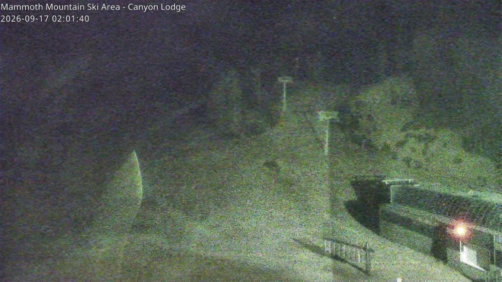 Mammoth Mountain - Canyon Lodge Lincoln Mountain Webcam
