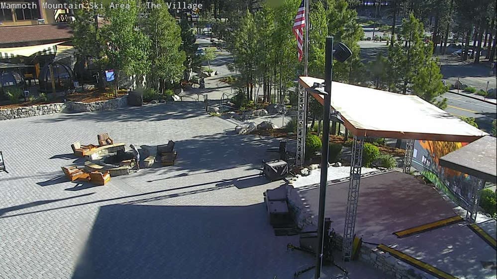 Mammoth - Stage