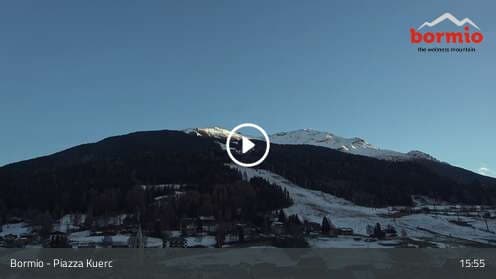 Bormio - Piazza Kuerc