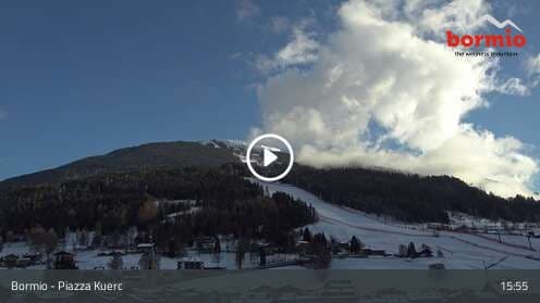 Bormio - Piazza Kuerc
