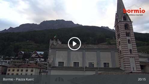 Bormio - Piazza Kuerc