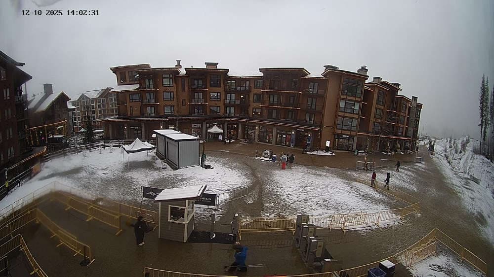 Revelstoke: Village Cam