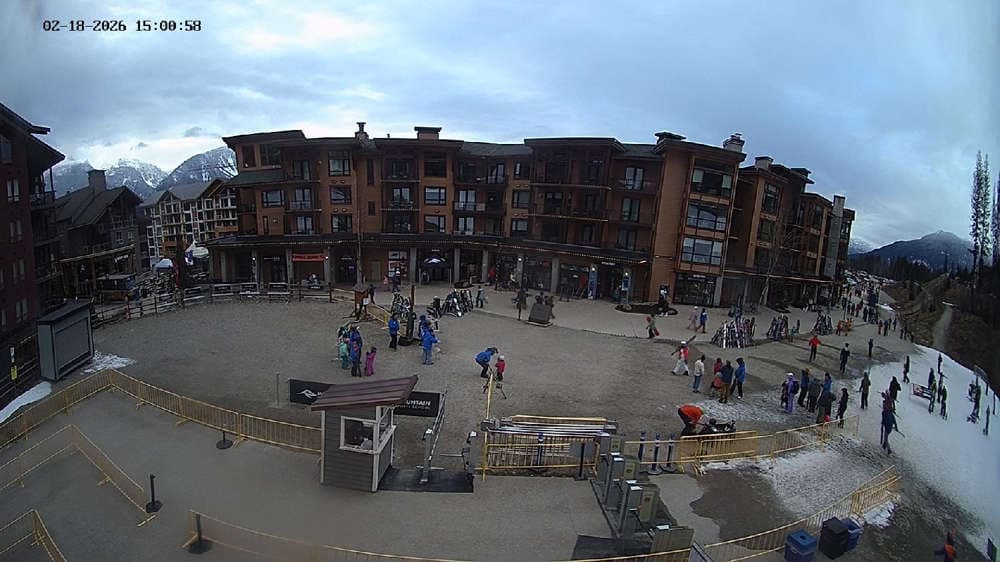 Revelstoke: Village Cam