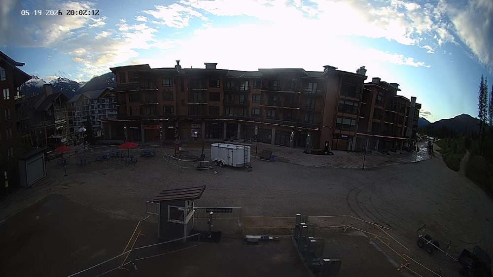 Revelstoke: Village Cam