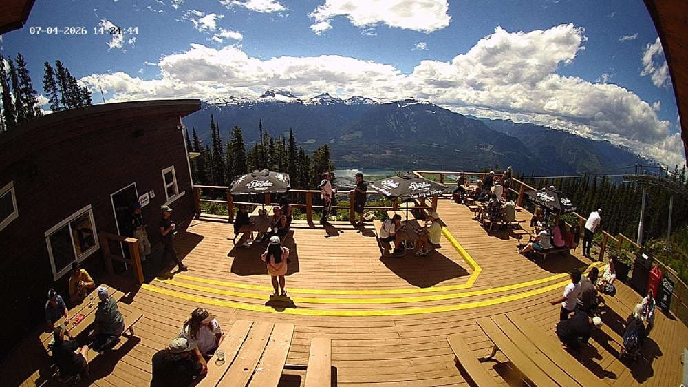 Revelstoke: Top of Upper Gondola Cam