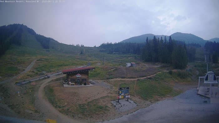 Red Resort Base Cam