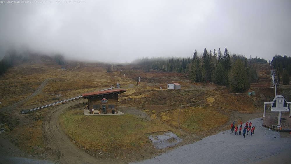 Red Resort - Base Lodge Cam