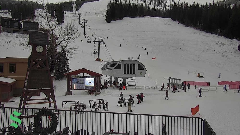 View of the mountain from the Taps Deck