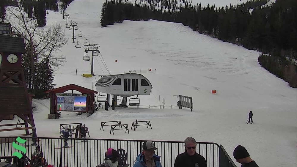 View of the mountain from the Taps Deck
