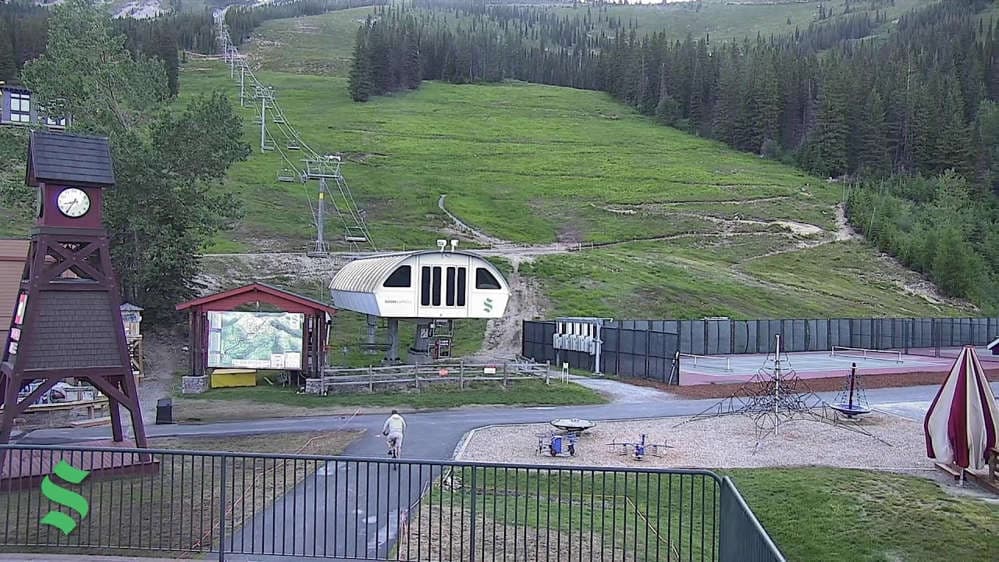 View of the mountain from the Taps Deck