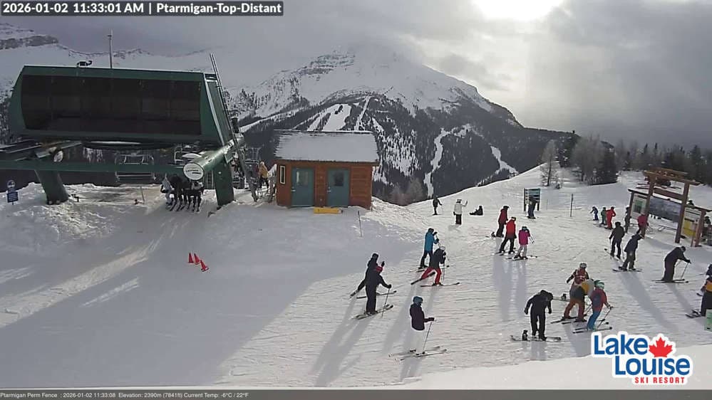 Lake Louise Mountain Fairmont Chateau Cam