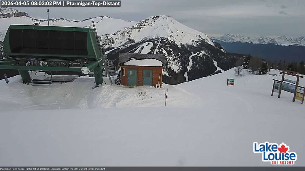 Lake Louise Mountain Fairmont Chateau Cam