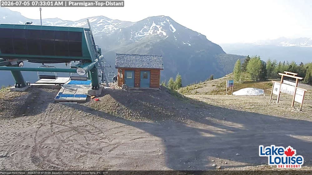 Lake Louise Mountain Fairmont Chateau Cam