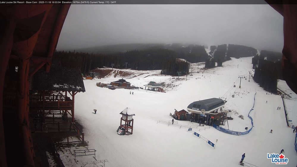Lake Louise Mountain Base Area Cam