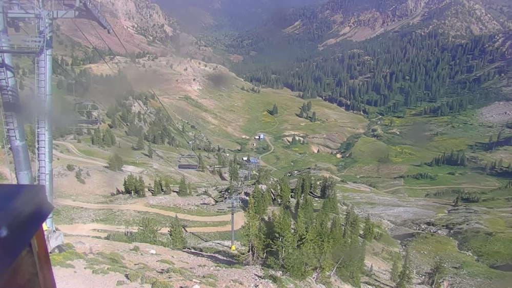 Mineral basin