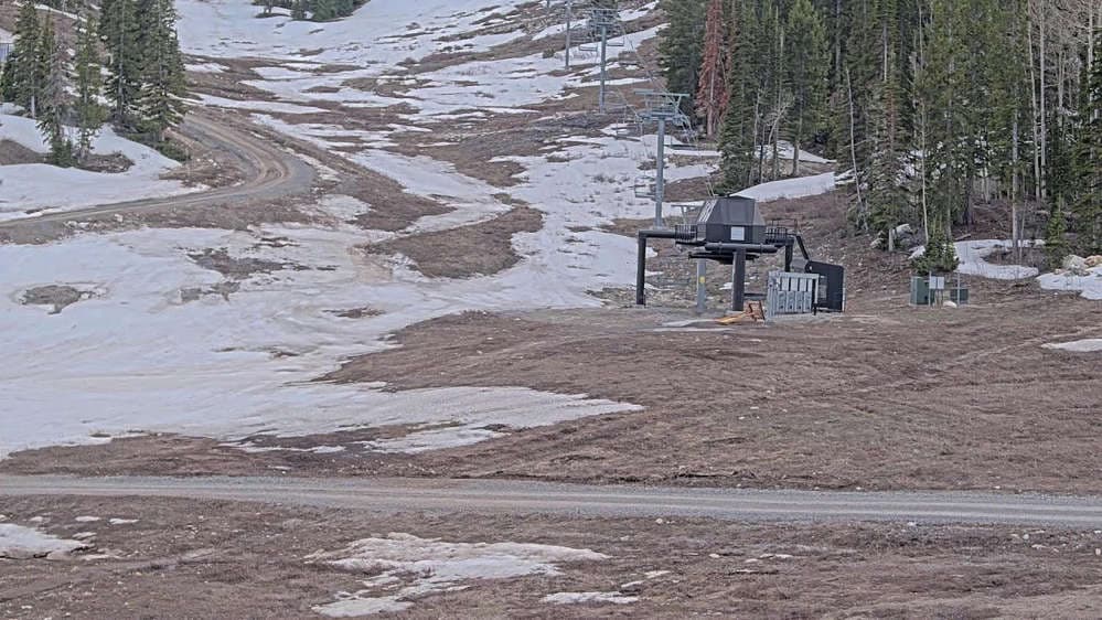 Solitude: Powderhorn II Lift Line
