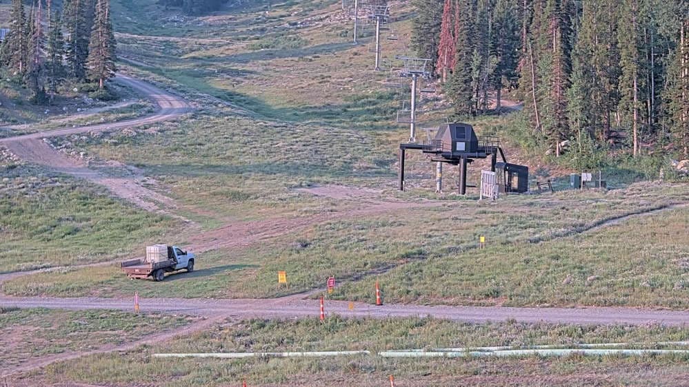 Solitude: Powderhorn II Lift Line