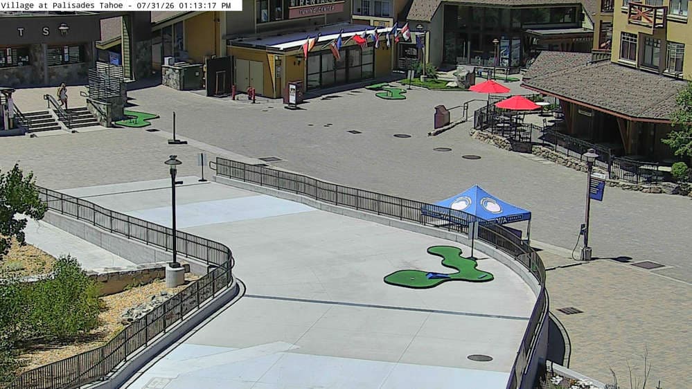 Palisades Tahoe - Olympic Valley Base 6200' Cam