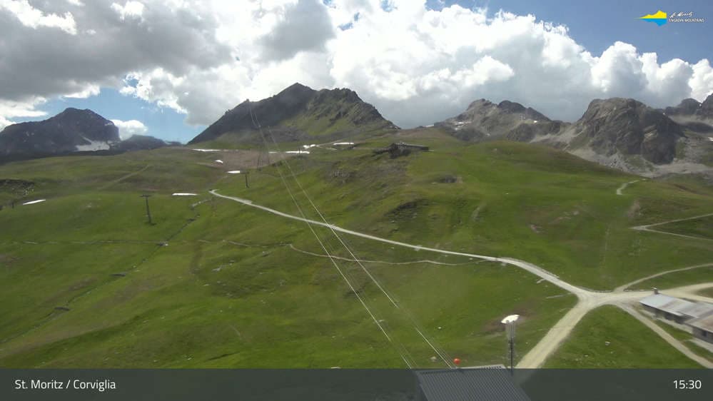 Engadin St. Moritz - Ausblick Richtung Piz Nair
