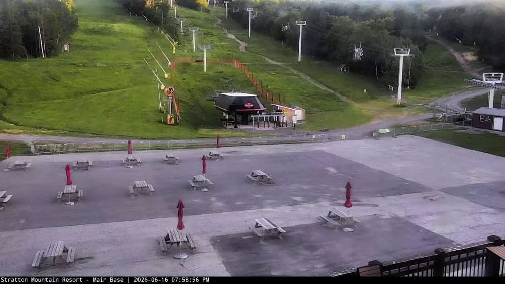 Main Base Lodge Cam