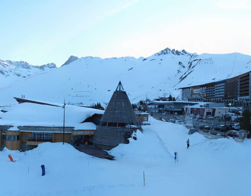 Tignes - Place du Lac 