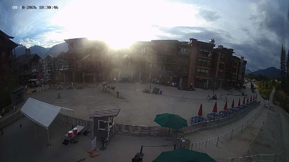 Revelstoke: Village Cam