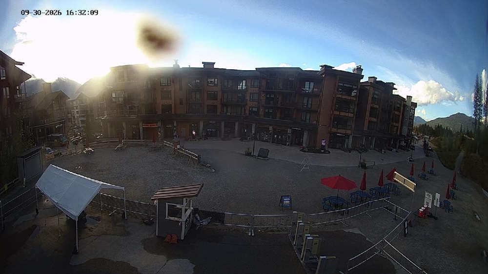 Revelstoke: Village Cam